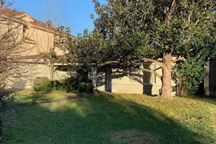 106 Mctighe Dr, Bellaire, TX 77401 - Photo 3