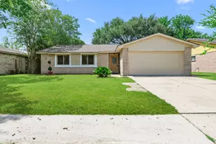 7327 Stone Pine Ln, Houston, TX 77041 - Photo 1