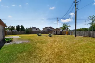 8423 Chicory Dr, Baytown, TX 77521 - Photo 31