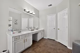 8423 Chicory Dr, Baytown, TX 77521 - Photo 15