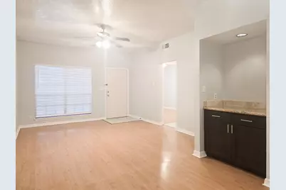 500 Ferry Road #323C, Galveston, TX 77550 - Photo 5