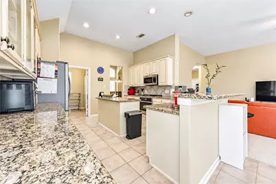 12806 Ridge Bank Lane, Houston, TX 77041 - Photo 17