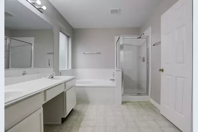 3924 Highland Vale Court, Fresno, TX 77545 - Photo 17