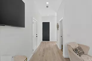 2000 Riverside Farms Rd, Austin, TX 78741 - Photo 7