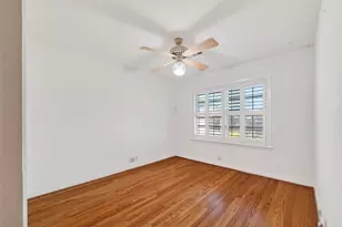 4202 Marlborough Dr, Houston, TX 77092 - Photo 19