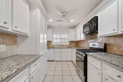 4202 Marlborough Drive, Houston, TX 77092 - Photo 9