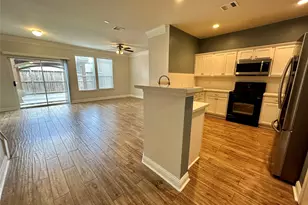 16130 Limestone Lake Dr, Tomball, TX 77377 - Photo 5