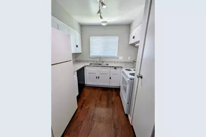 7661 Fallbrook Drive #7661, Houston, TX 77086 - Photo 5
