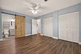 114 E Wildwinn Dr, Alvin, TX 77511 - Photo 19