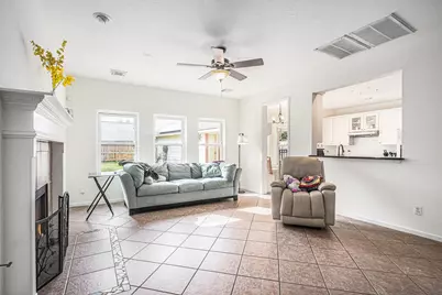 2605 Broussard Court, Seabrook, TX 77586 - Photo 7