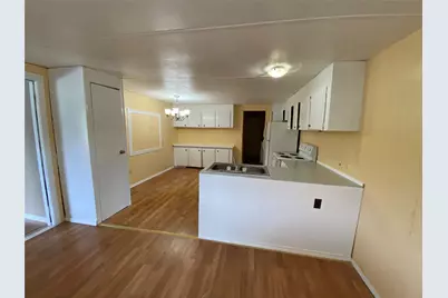 205 Rd 3401, Cleveland, TX 77327 - Photo 5