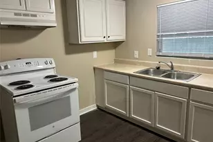 3929 Lynnfield St, Houston, TX 77016 - Photo 3