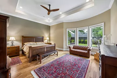 13127 Highwood Road, Houston, TX 77079 - Photo 11