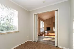 5210 Kristen Ct, Spring, TX 77373 - Photo 9