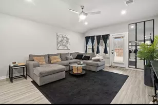 12817 Tokenhouse Ln, Houston, TX 77047 - Photo 5