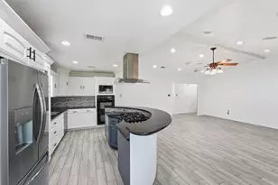 1727 Beckman Dr, Huffman, TX 77336 - Photo 9
