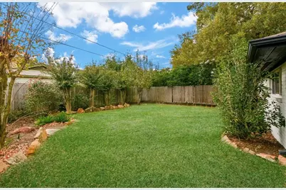 10603 Riverview Drive, Houston, TX 77042 - Photo 47
