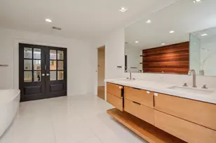10603 Riverview Dr, Houston, TX 77042 - Photo 33