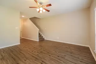 5223 Gulf Stream Ln, Bacliff, TX 77518 - Photo 5