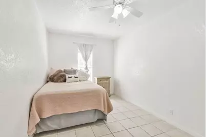 606 Pine Bough Ln, Montgomery, TX 77316 - Photo 13