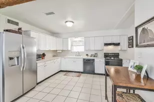 606 Pine Bough Ln, Montgomery, TX 77316 - Photo 7