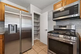 21215 Park Bluff Dr, Katy, TX 77450 - Photo 17