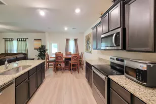 10793 Castle Rock Dr, Cleveland, TX 77328 - Photo 13