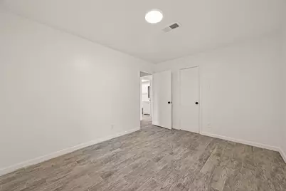 5523 Kuldell Drive, Houston, TX 77096 - Photo 23