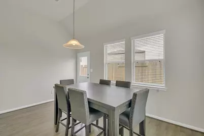 5339 Basquiat Drive, Houston, TX 77048 - Photo 9