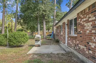 1704 S 1st St, Conroe, TX 77301 - Photo 29