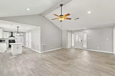 1704 S 1st Street, Conroe, TX 77301 - Photo 9