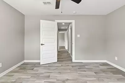 1704 S 1st Street, Conroe, TX 77301 - Photo 25