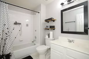 8410 Brighton Lake Ln, Houston, TX 77095 - Photo 31
