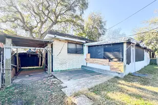 4806 Brookfield Dr, Houston, TX 77045 - Photo 13