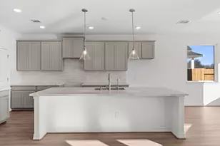 4113 Sterling Springs Ln, League City, TX 77573 - Photo 1