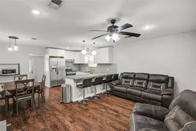 1011 11th Street N, Texas City, TX 77590 - Photo 9