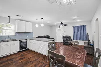 1011 11th Street N, Texas City, TX 77590 - Photo 13