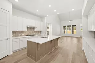 13039 Wandering Rdg Ln, Conroe, TX 77302 - Photo 3