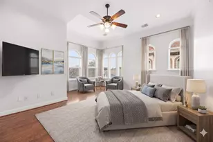 1029 W 21st St, Houston, TX 77008 - Photo 3