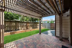 1029 W 21st St, Houston, TX 77008 - Photo 47