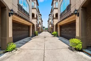 1029 W 21st St, Houston, TX 77008 - Photo 41