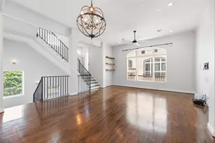 1029 W 21st St, Houston, TX 77008 - Photo 15