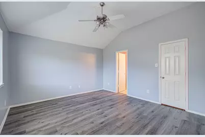 13915 Fort Nelson Drive, Houston, TX 77083 - Photo 23