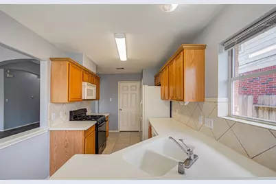 13915 Fort Nelson Drive, Houston, TX 77083 - Photo 7