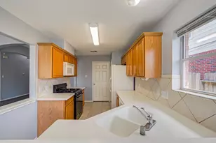 13915 Fort Nelson Dr, Houston, TX 77083 - Photo 7