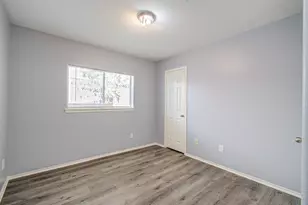 13915 Fort Nelson Dr, Houston, TX 77083 - Photo 27