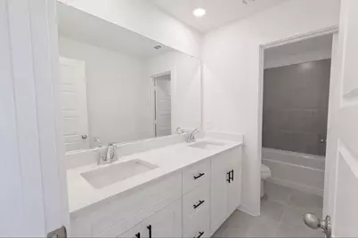 8315 Amber Summit Lane, Angleton, TX 77515 - Photo 19