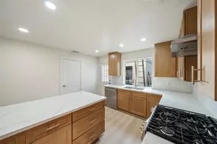 14205 Cashel Forest Dr, Houston, TX 77069 - Photo 15