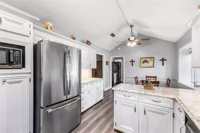 3503 Quail Circle, Sealy, TX 77474 - Photo 9