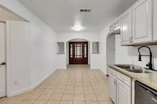 4930 Holloway Dr, Houston, TX 77048 - Photo 23
